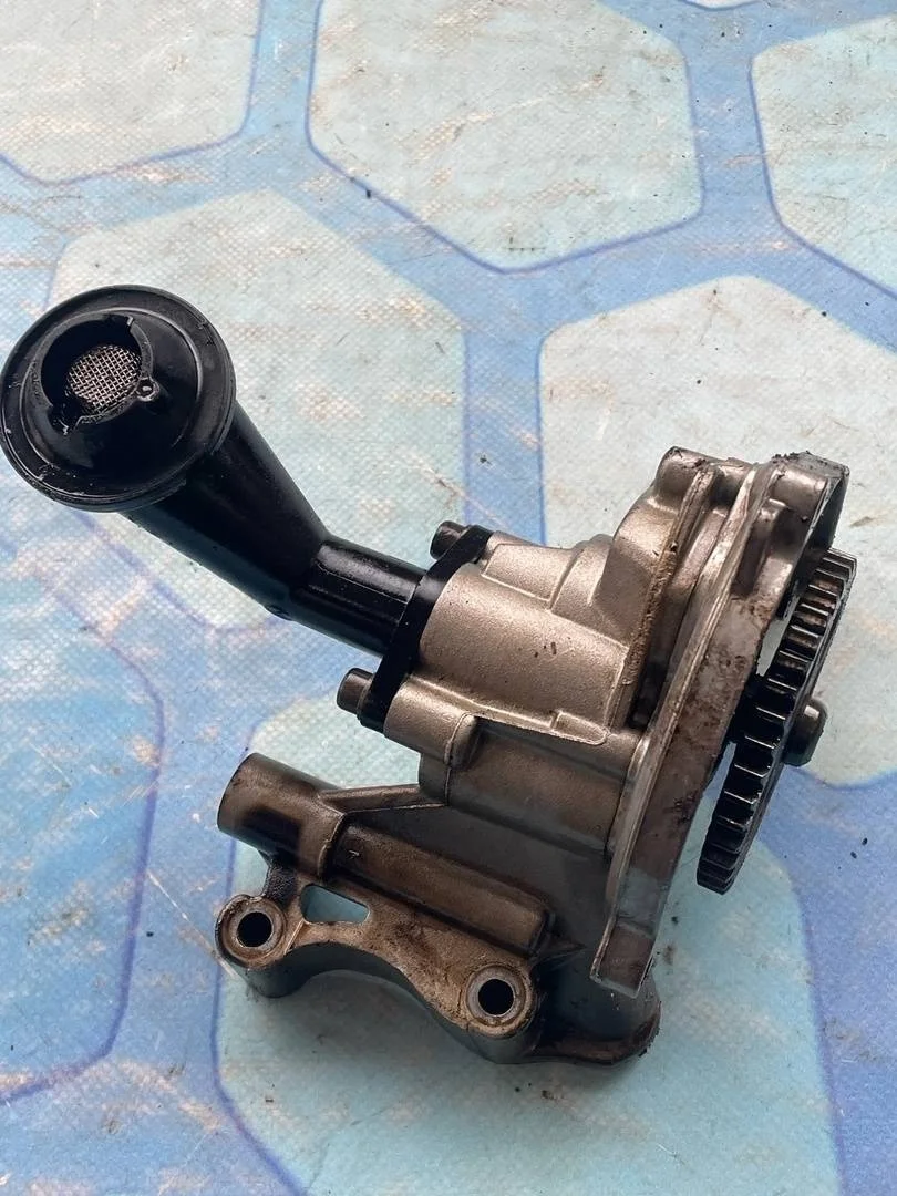 Масляный насос Skoda Octavia 2004-2013 A5