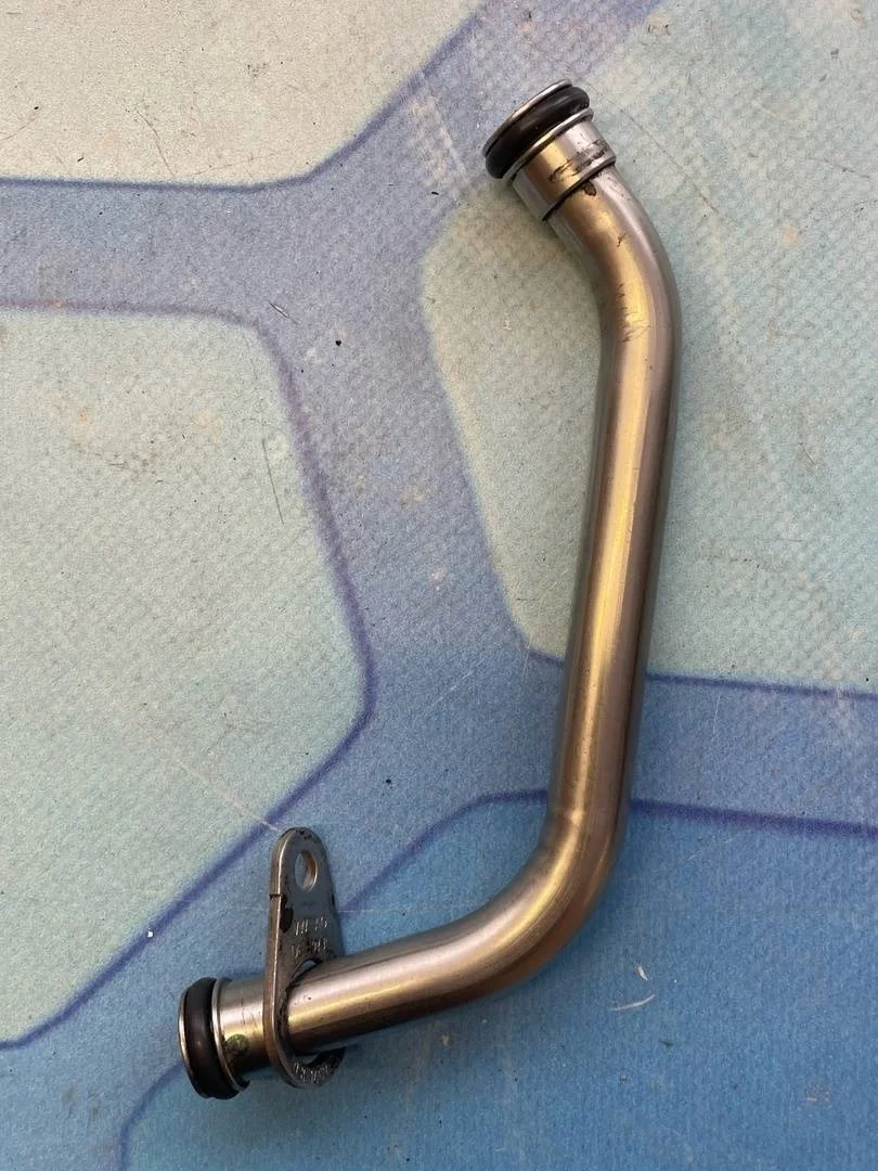 Трубка масляная Skoda Roomster 2006-2015