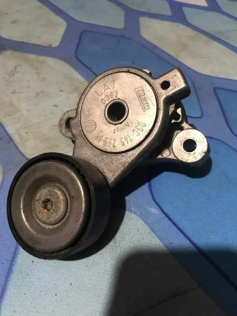 Ролик натяжителя ремня VW Tiguan 1 2007-2011