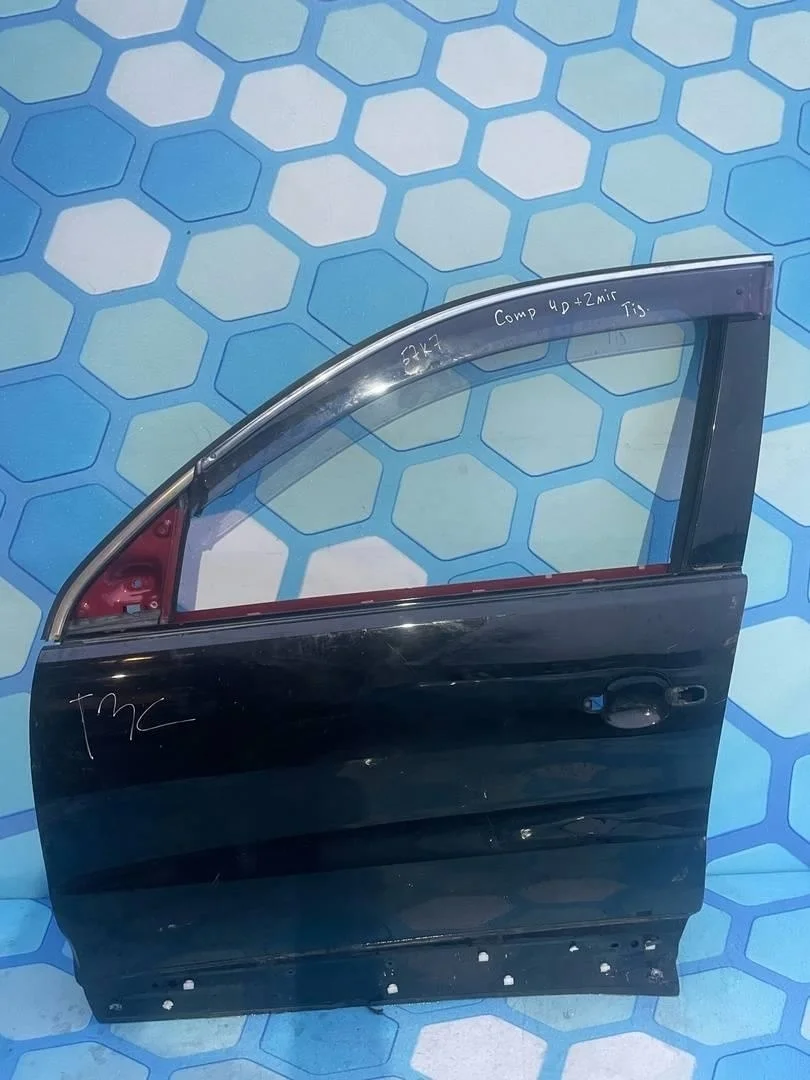 Дверь передняя левая VW Tiguan 1 2007-2011