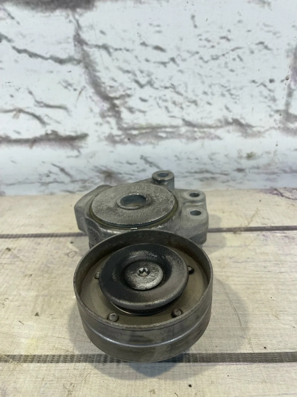 Ролик натяжителя ремня VW Tiguan 1 2007-2011