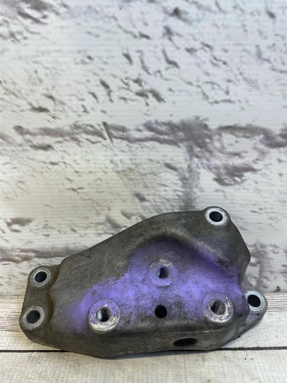 Кронштейн кпп VW Tiguan 1 2011-2016