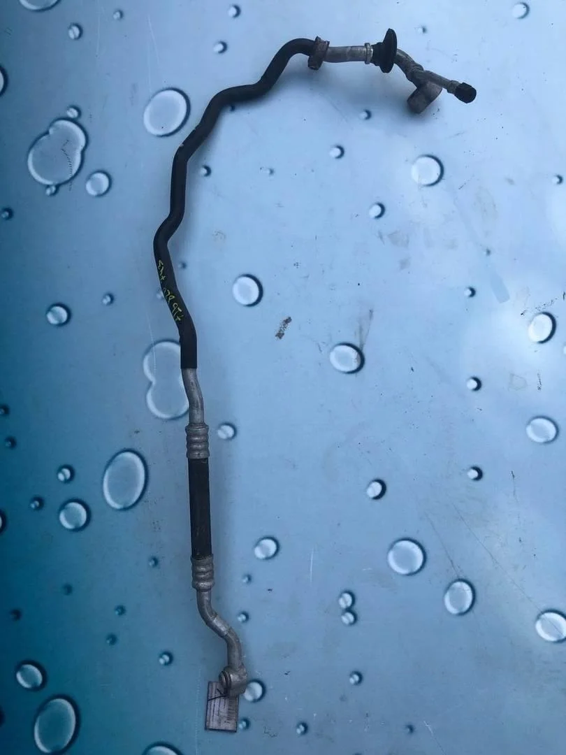 Трубка кондиционера VW Touareg 1 2002-2007