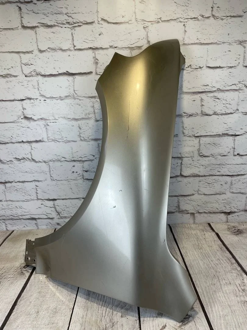 Крыло переднее левое VW Touareg 1 2002-2007