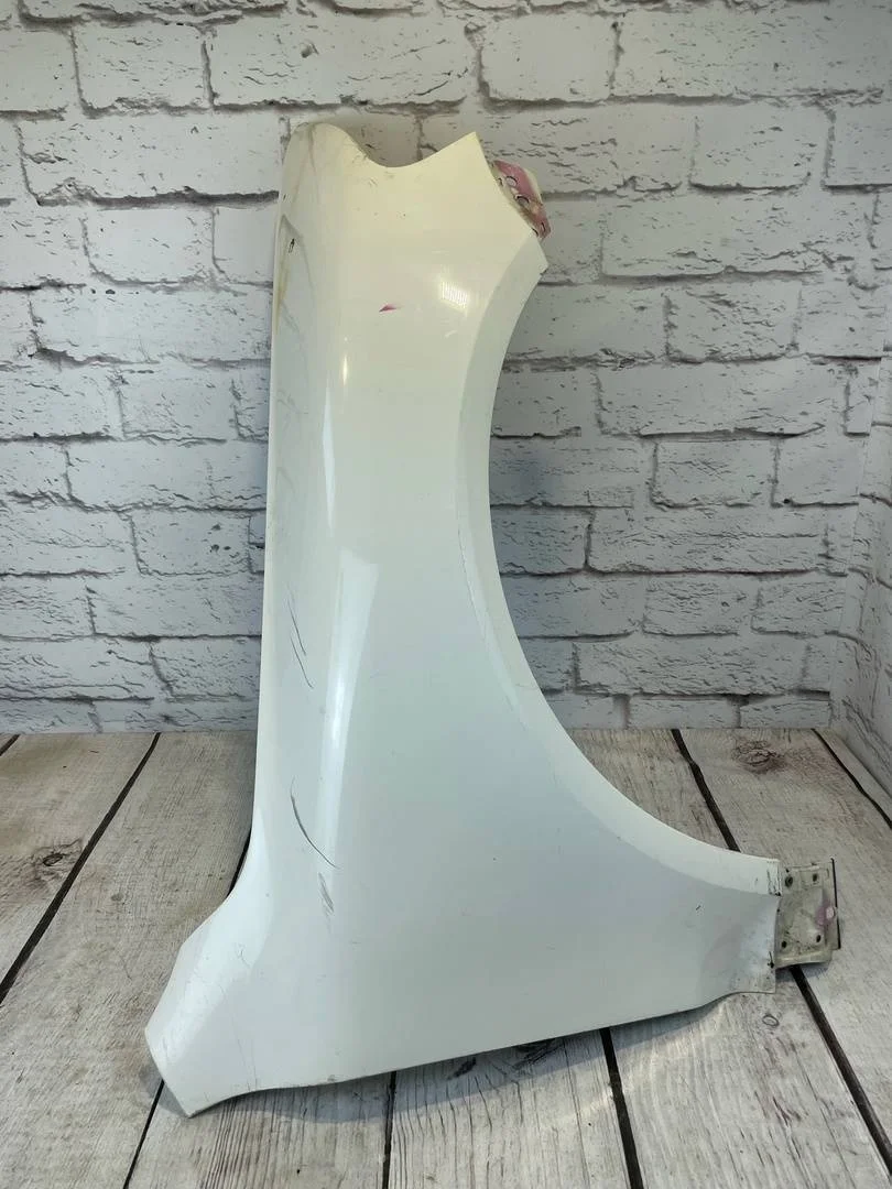 Крыло переднее левое VW Touareg 1 2002-2007