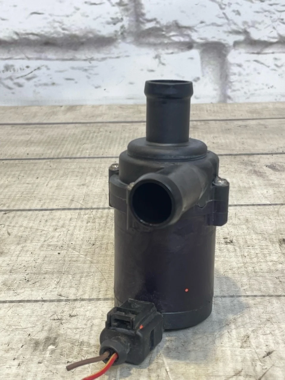 Насос системы охлаждения VW Touareg 1 2002-2007