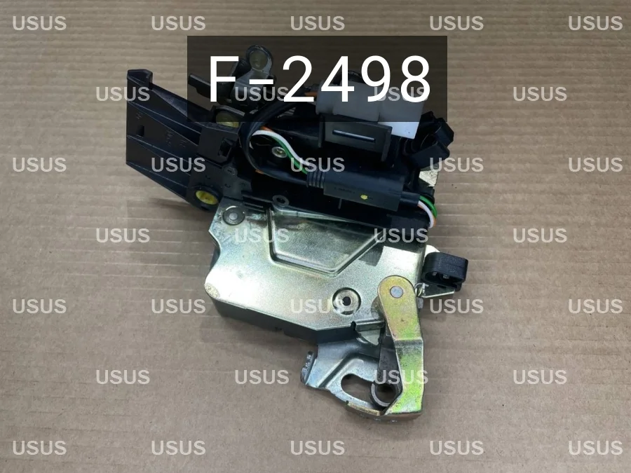 Замок двери передний правый BMW БМВ E39 Е39 E38 Е38