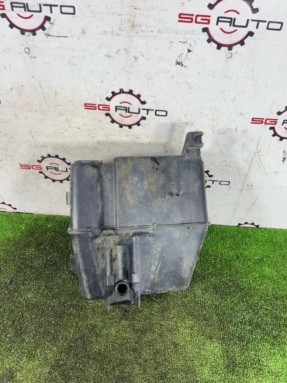 Бачок омывателя Toyota Celica 2002 ZZT231