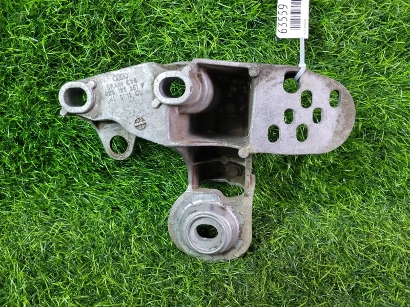 Кронштейн двигателя Audi A6 1998 8E0199351F C5 AGA 2.4, левый