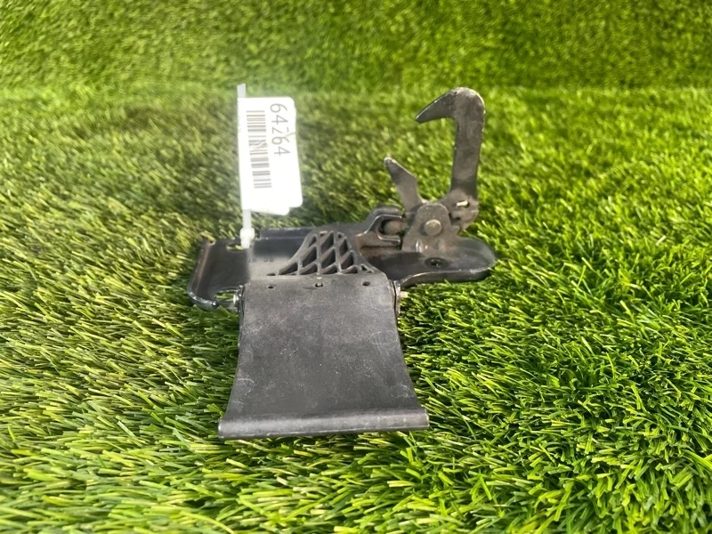 Замок капота Audi A8 2007 4E0823485B D3 BVJ 4.2