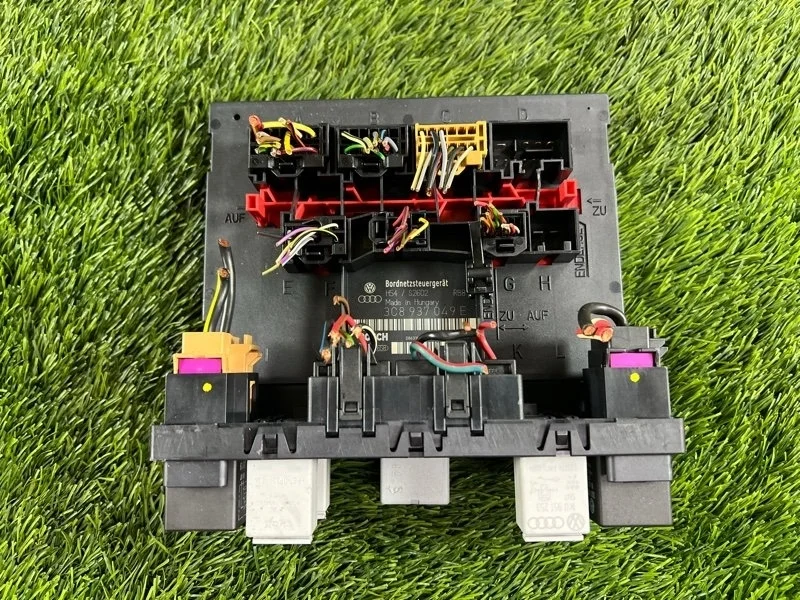 Блок комфорта Volkswagen Passat CC 2010 3C8937049E B6 BWS 3.6