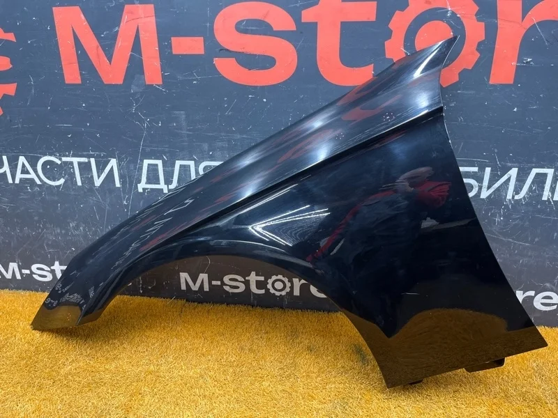 Крыло Mercedes-Benz Cls-Class 2006 A2198800718 W219 273.960, переднее левое