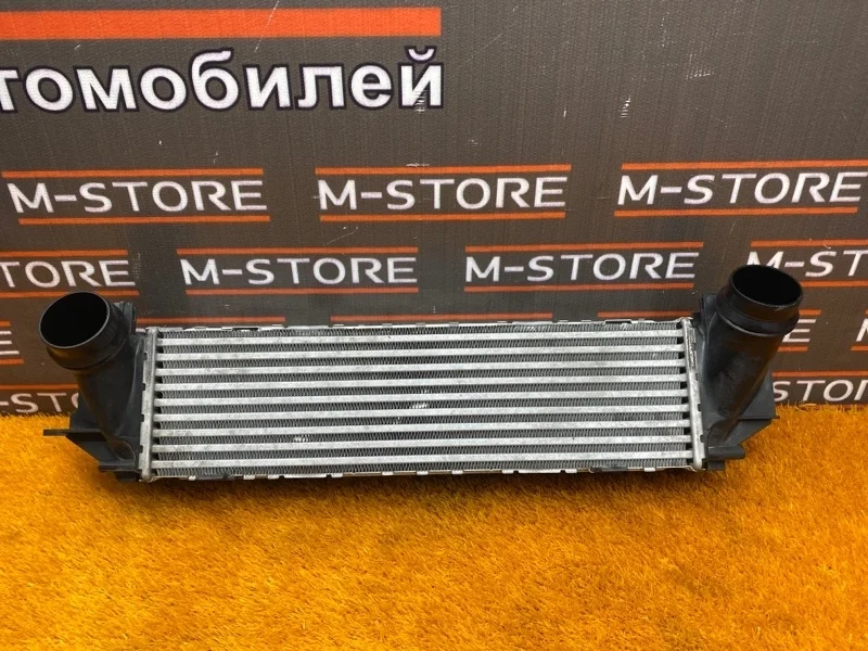 Интеркулер Bmw 5-Series 2013 17117618769 F10 N20B20B