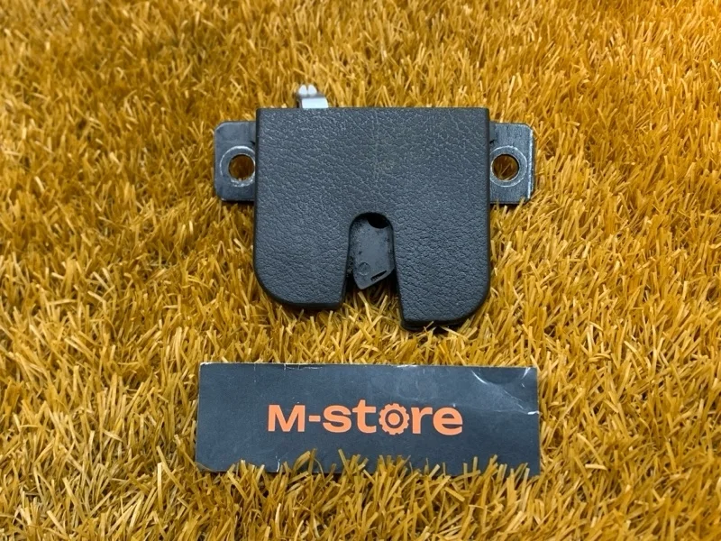 Замок багажника Porsche Cayenne 2007 7L5827505B 957 M4801