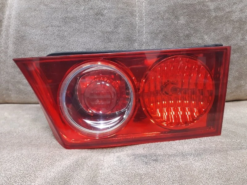 Фонарь в крышку багажника правый Honda Accord CL7