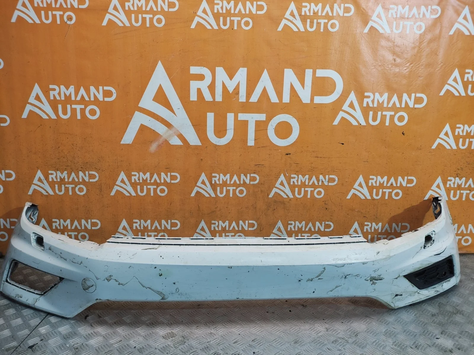 Бампер Volkswagen Tiguan 2016-2020