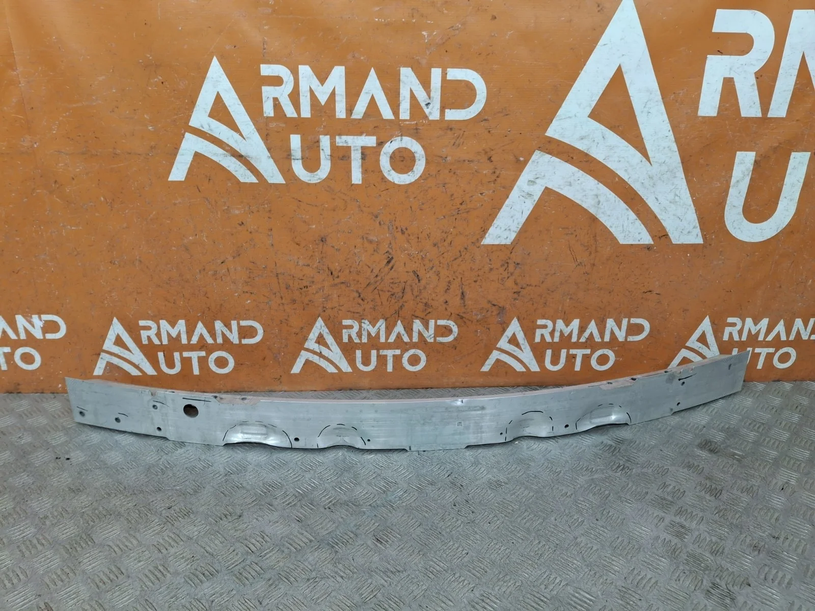 Усилитель бампера BMW X5 2013-2018 F15