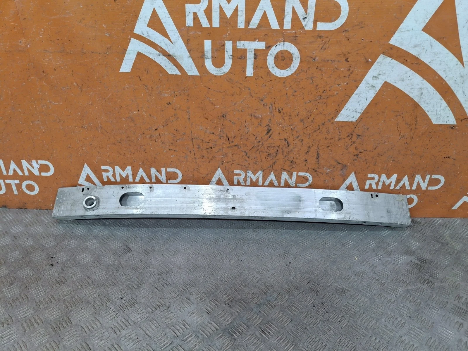 Усилитель бампера BMW X4 2014-2018 F26