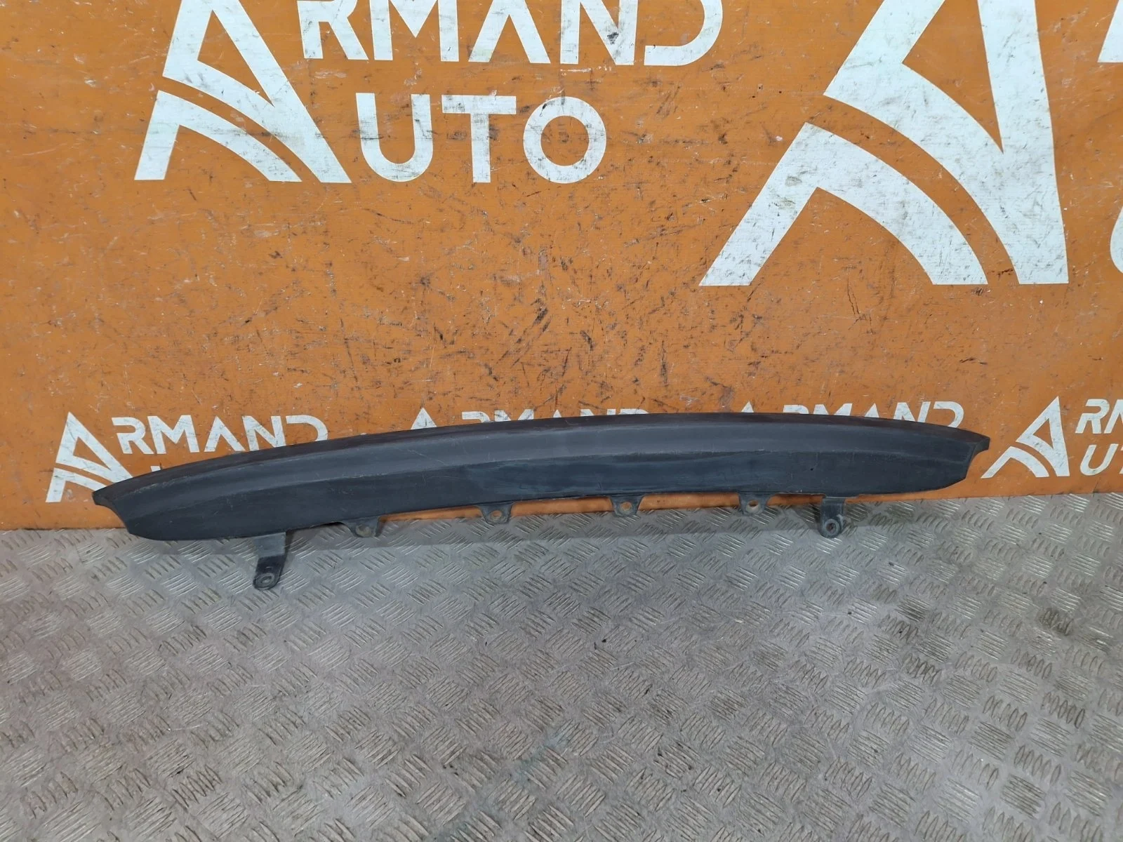 Накладка бампера Toyota Camry 2014-2017 XV50