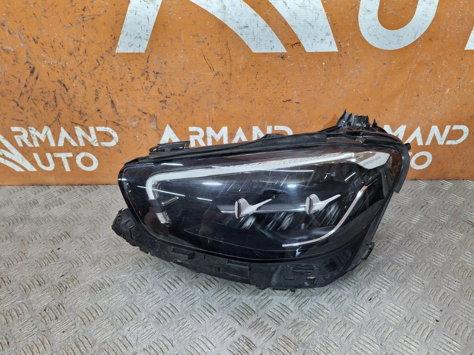 Фара Mercedes -Class 2020-нв W213, S213, C238