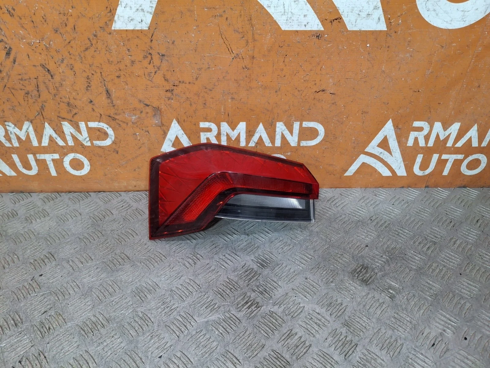 Фонарь внешний Skoda Rapid 2020-нв