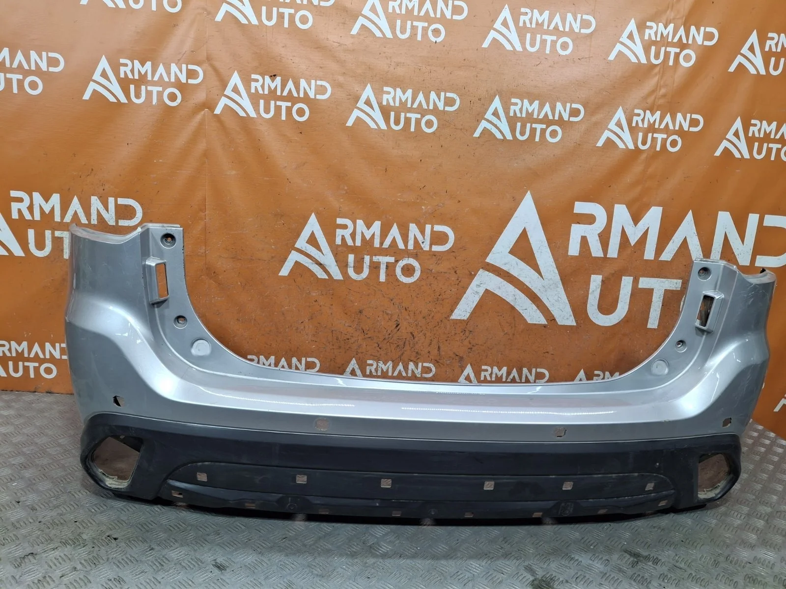 Бампер Mitsubishi Outlander 2018-нв 3