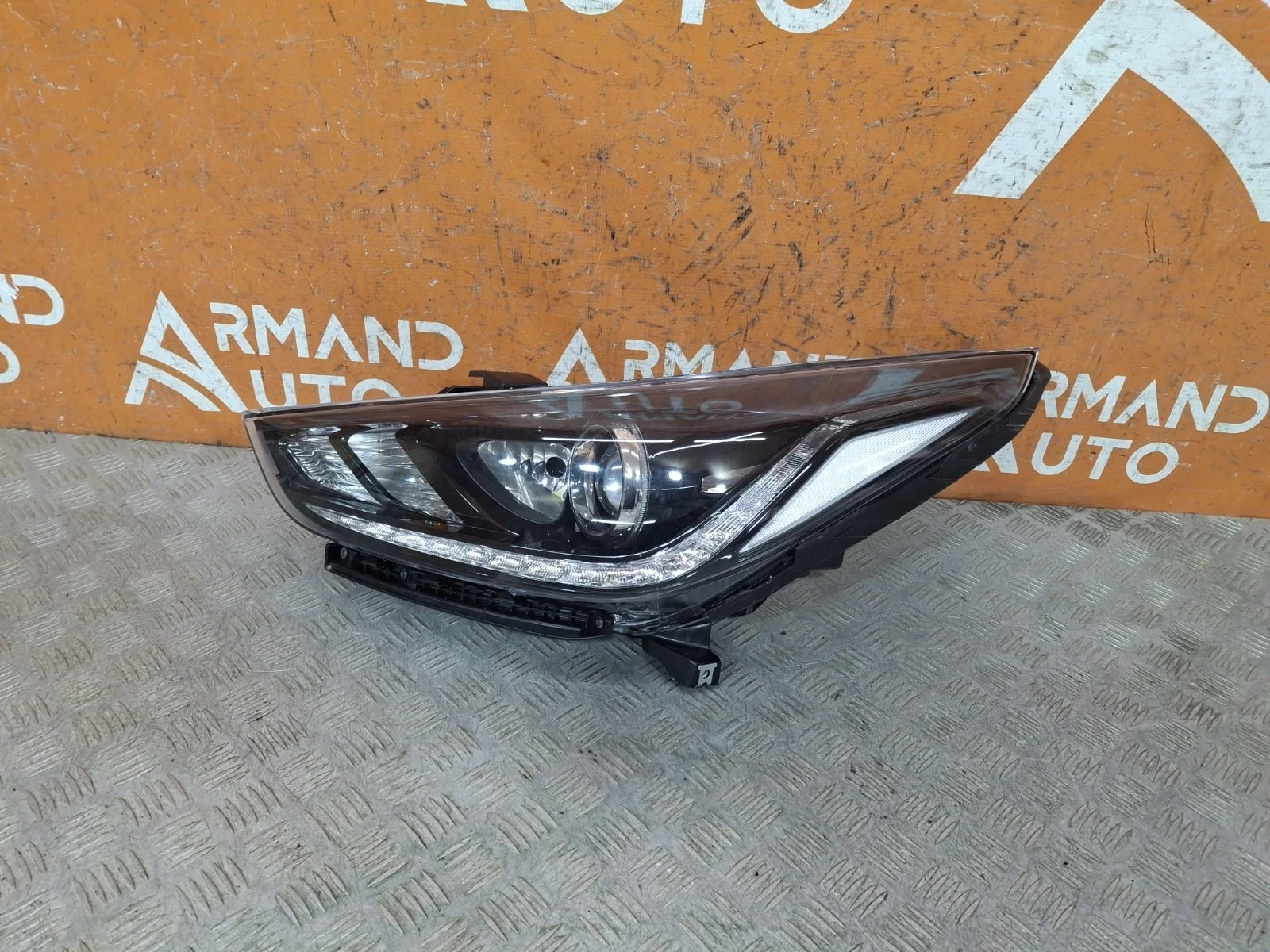 Фара Hyundai Solaris 2017-2020