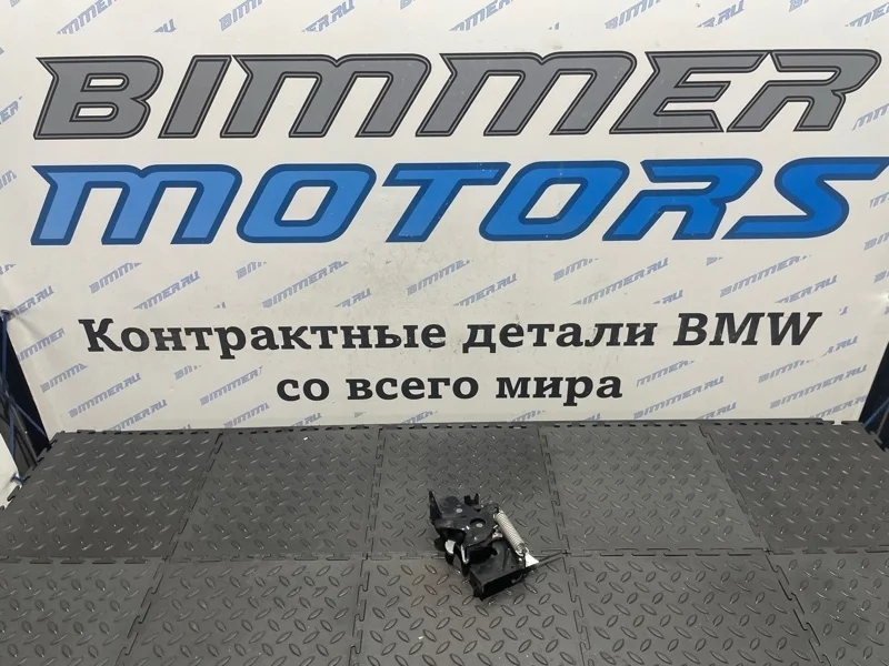 Замок капота BMW 335i 2015 51237242549 F30 N55B30A, правый