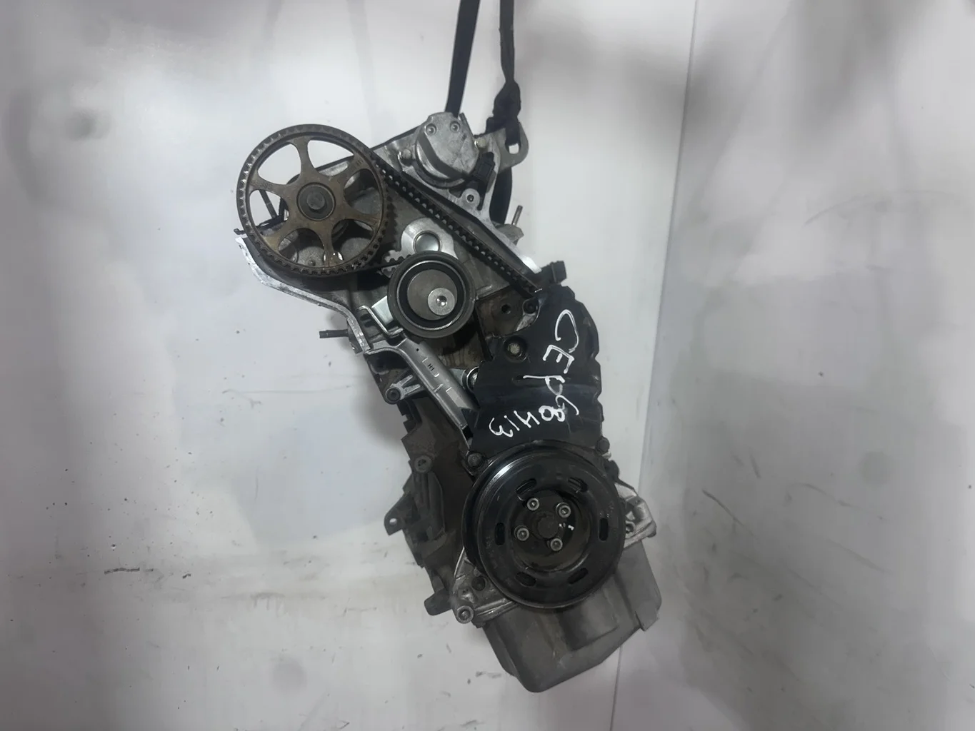 Двигатель AWT  AJH,AMB,APX,aug,AUQ,AVJ,awc,AWM,aw