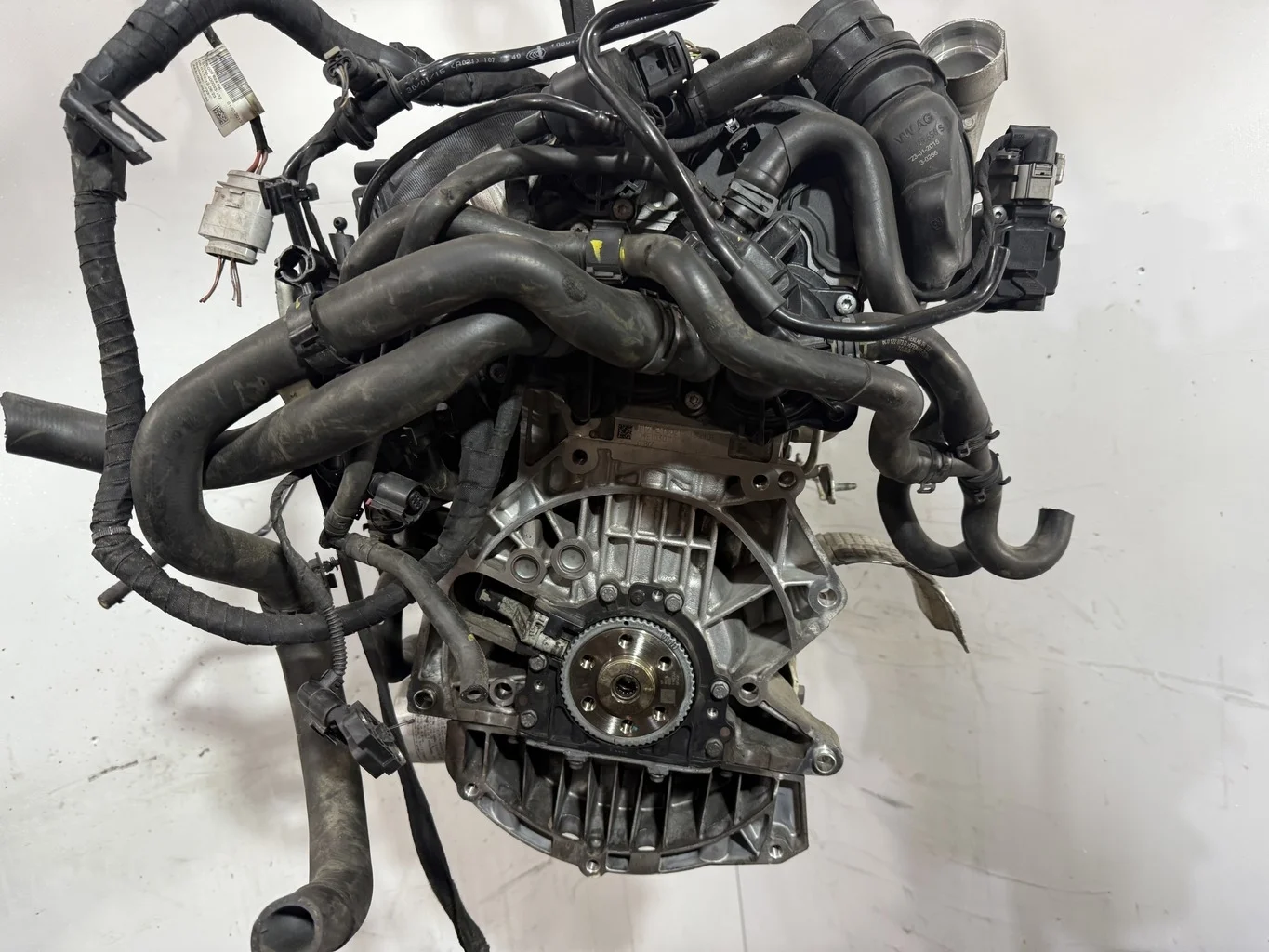 Двигатель CJZ  CJZa,CJZb,CJZc,CJZd,CYV,CYVa,CYVb,