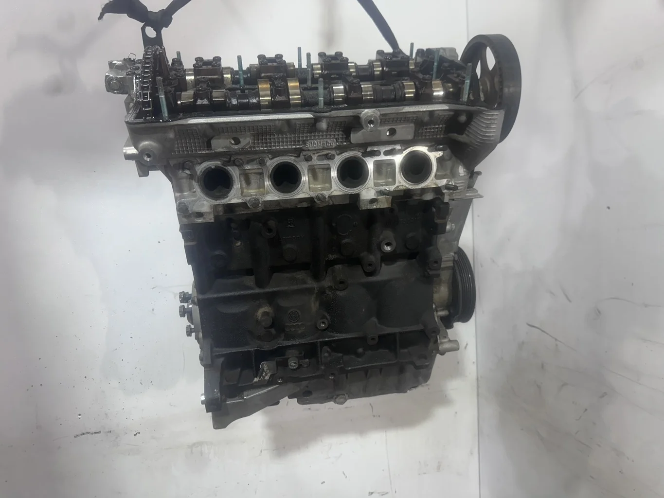 Двигатель AWM  AJH,AMB,APX,aug,AUQ,AVJ,awc,AWM,aw