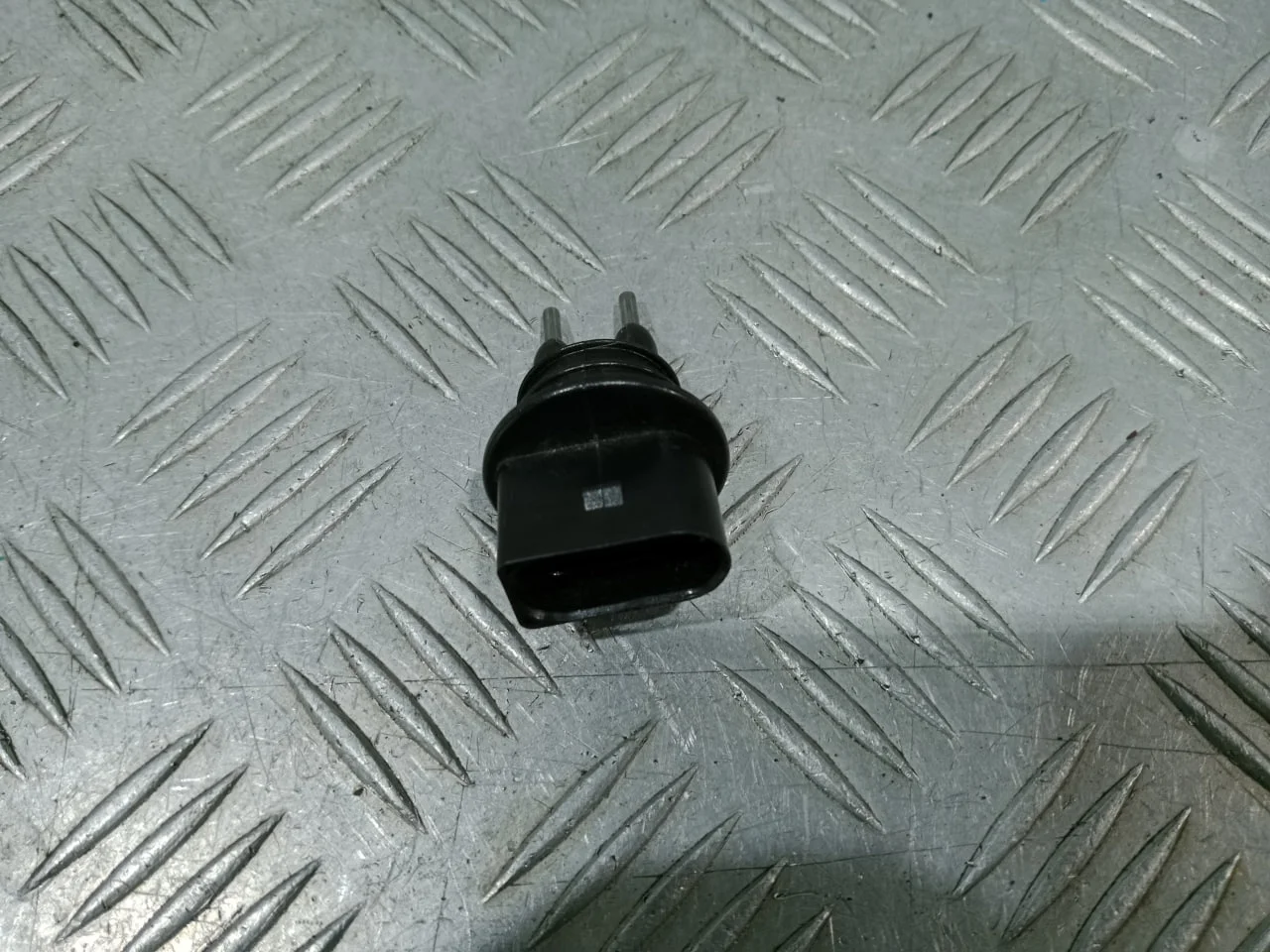 [Б/У] Датчик уровня жидкости в бачок омывателя [Код: 00663549 ]