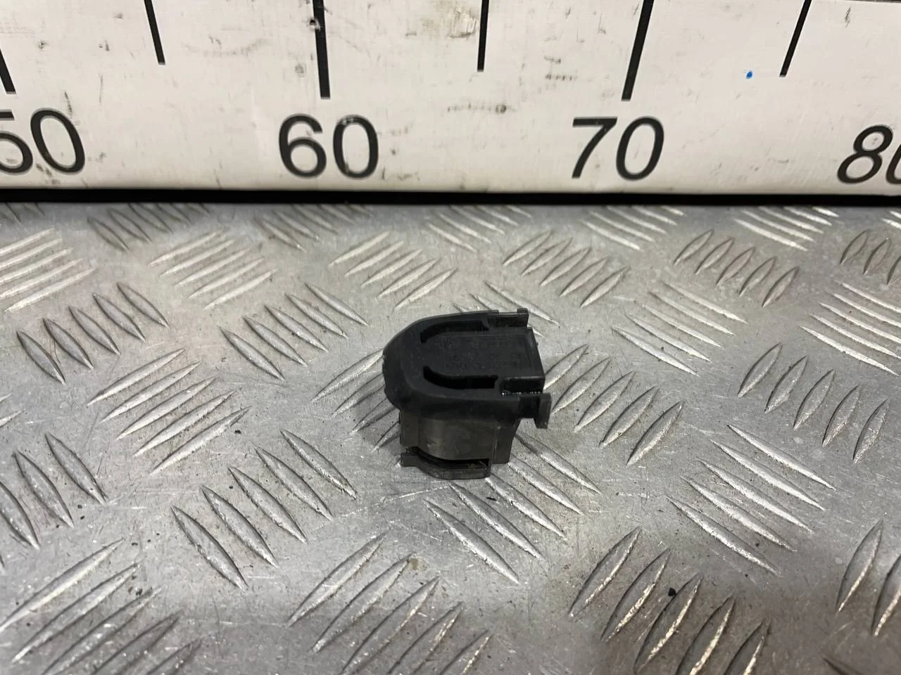 [Б/У] Корпус вставки замка двери [Код: 00666237 ]