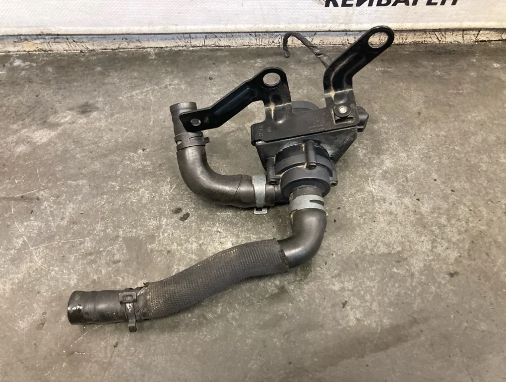 Помпа дополнительная Volkswagen Tiguan 2008 5N