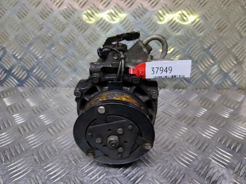 Компрессор кондиционера Mitsubishi Lancer 10