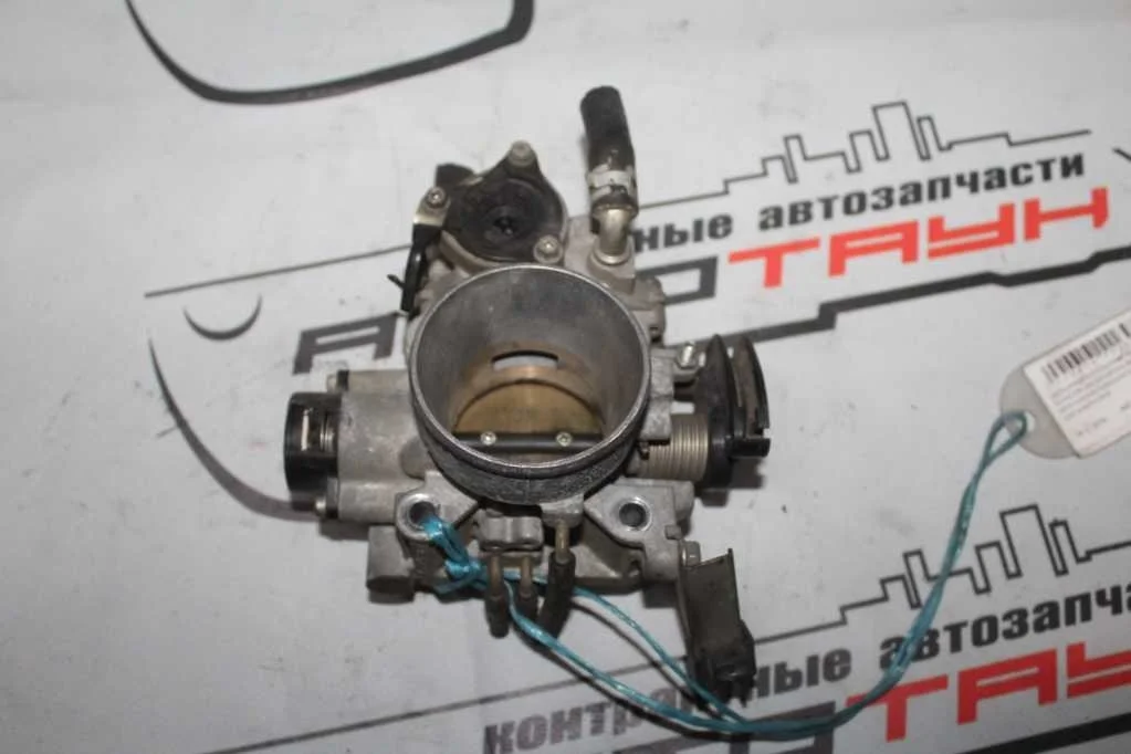 ЗАСЛОНКА ДРОССЕЛЬНАЯ MITSUBISHI MR578288