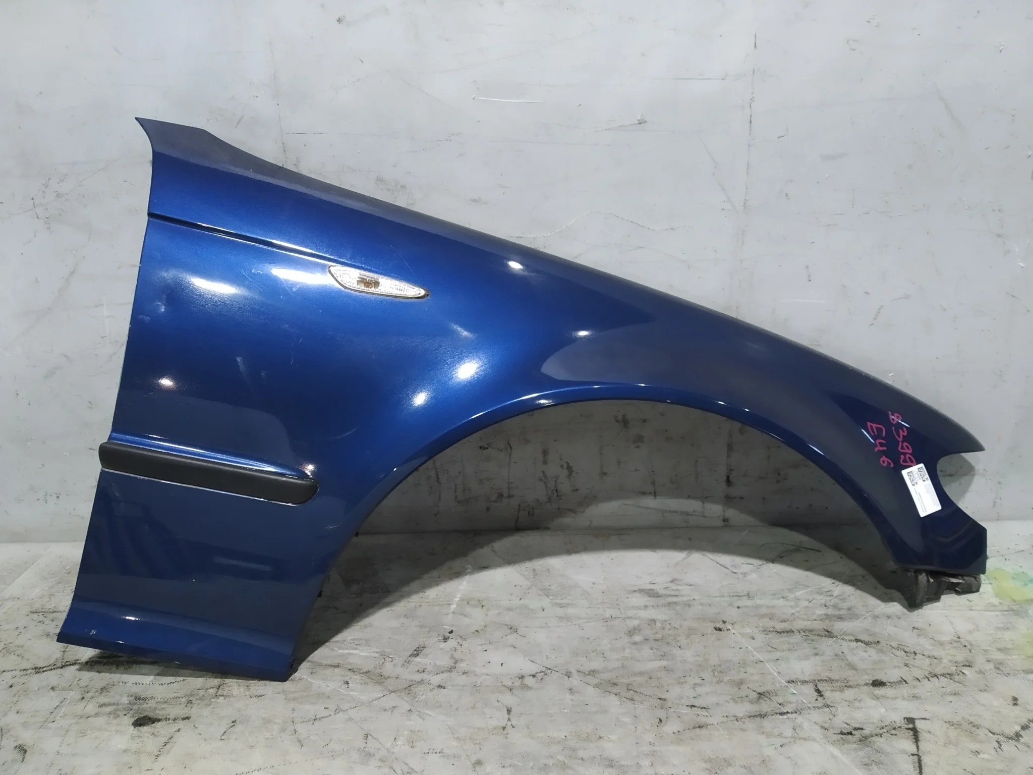 КРЫЛО BMW 41357042324 ПЕРЕД ПРАВО темно-синий, A07 S3993