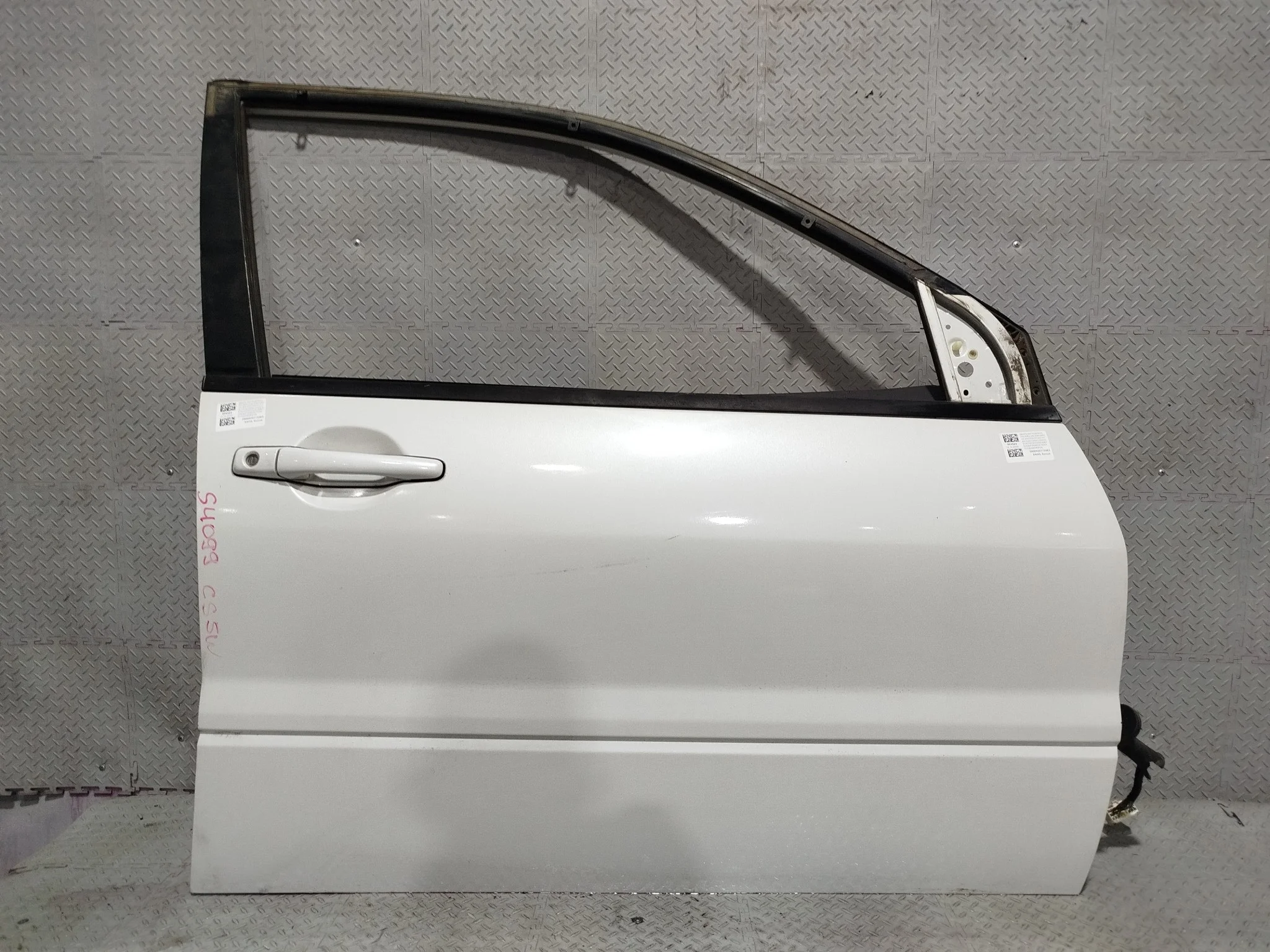 ДВЕРЬ MITSUBISHI MN150436 ПЕРЕД ПРАВО белый, W13 S4099