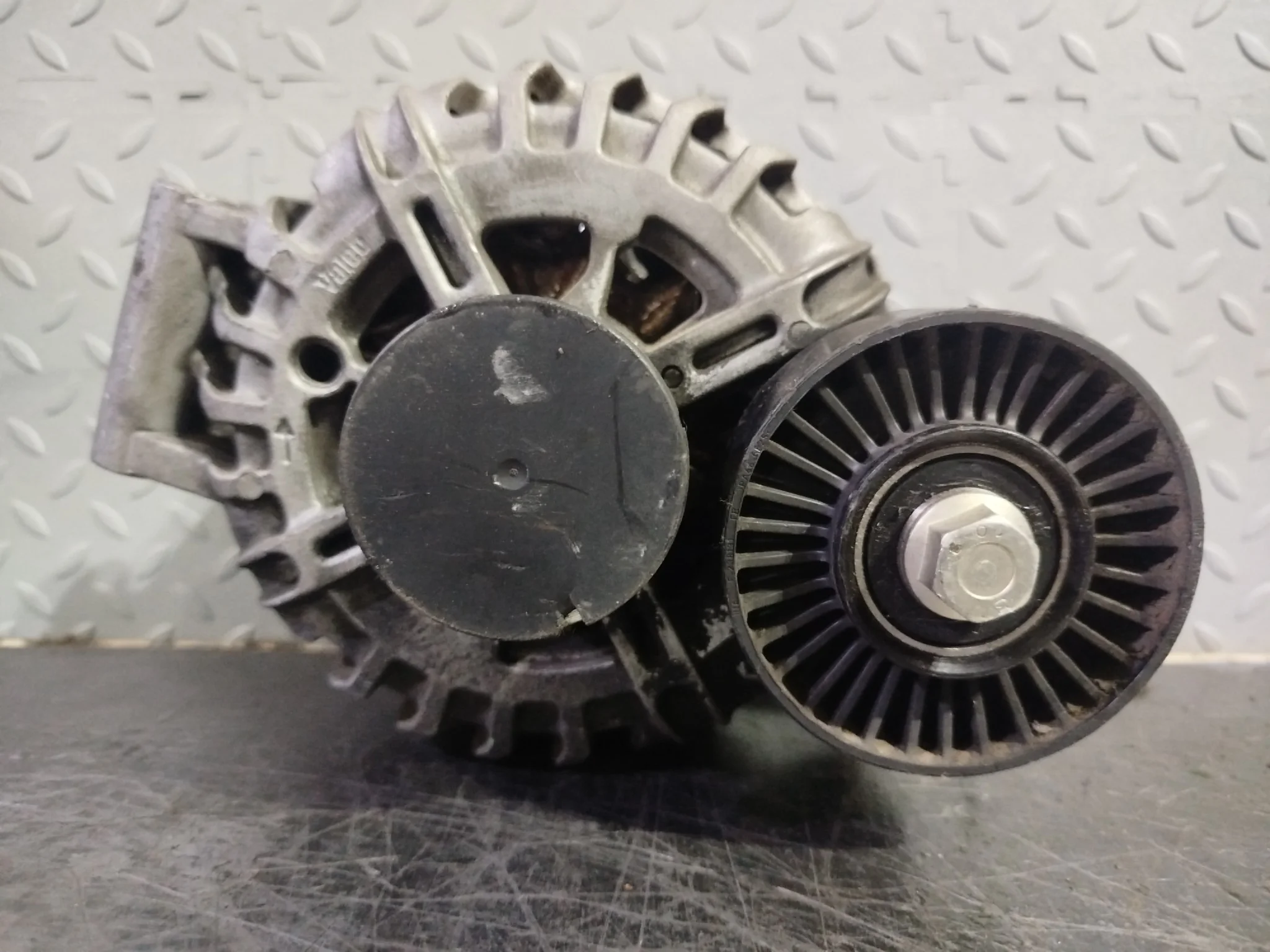 ГЕНЕРАТОР BMW 12317521178 D2042