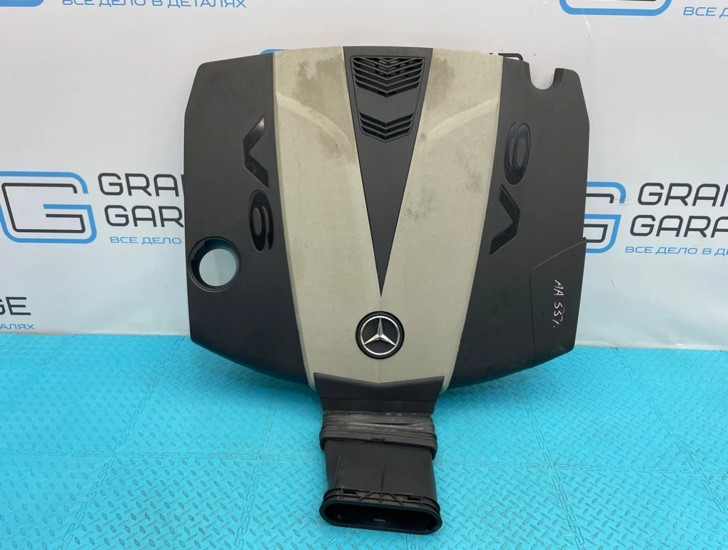Крышка двигателя Mercedes-Benz Ml-Class 2012 A6420106606 W166 642.826 3.0