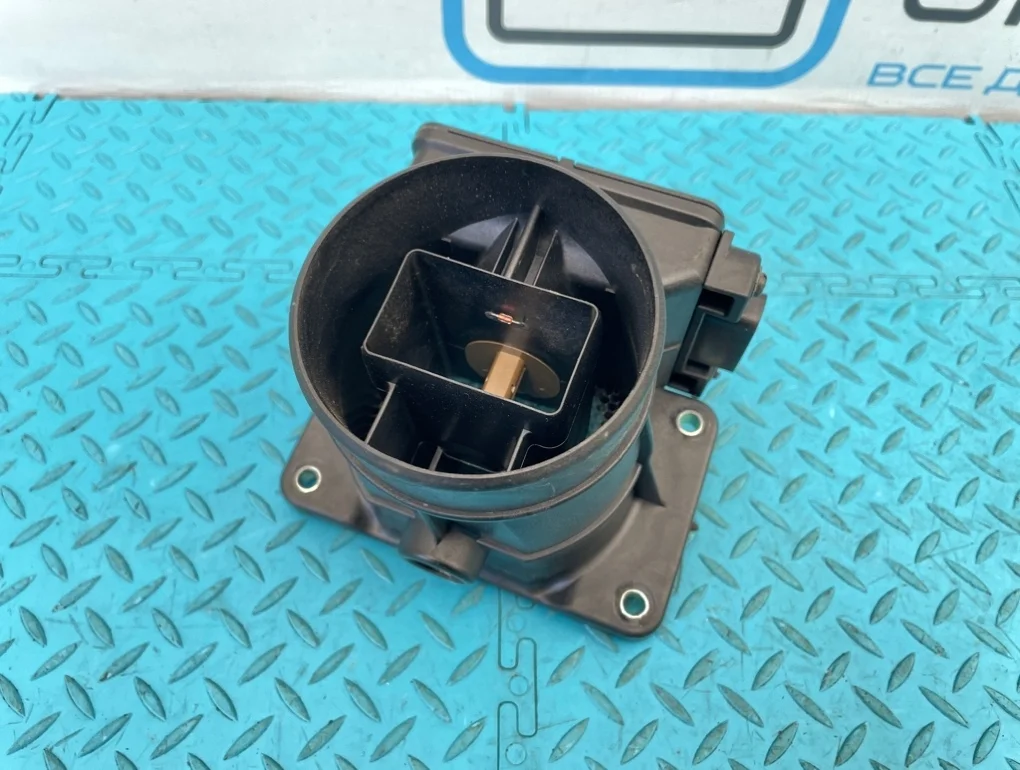 ДМРВ Mitsubishi Pajero 2004 MD336504 V73W 6G72 3.0