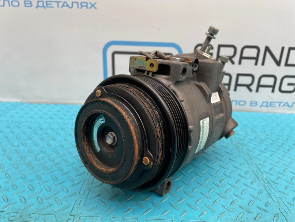 Компрессор кондиционера Mercedes-Benz E-Class 1999 A0002340911 W210 112.941 3.2