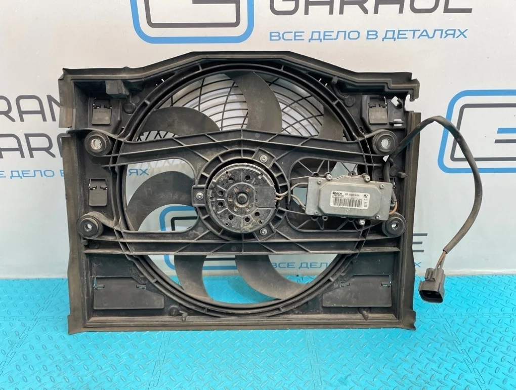 Вентилятор охлаждения Bmw 3-Series 2004 17117561757 E46 M54B22 2.2