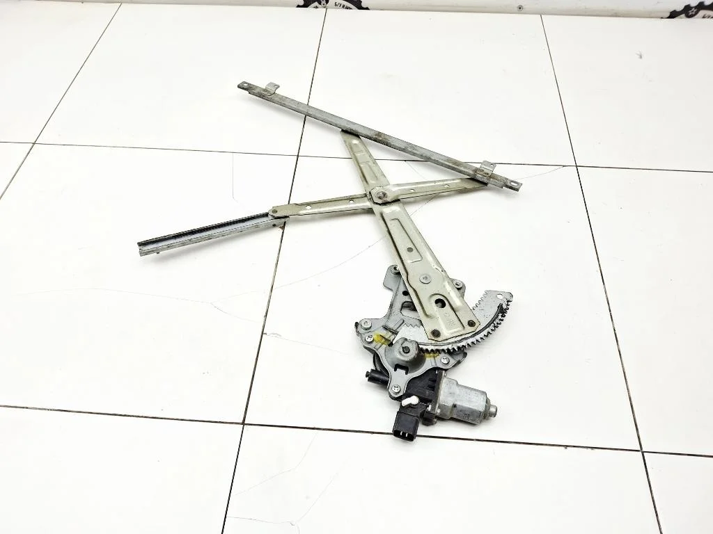 Стеклоподъемник передний правый Mitsubishi Lancer 10 2008 CY