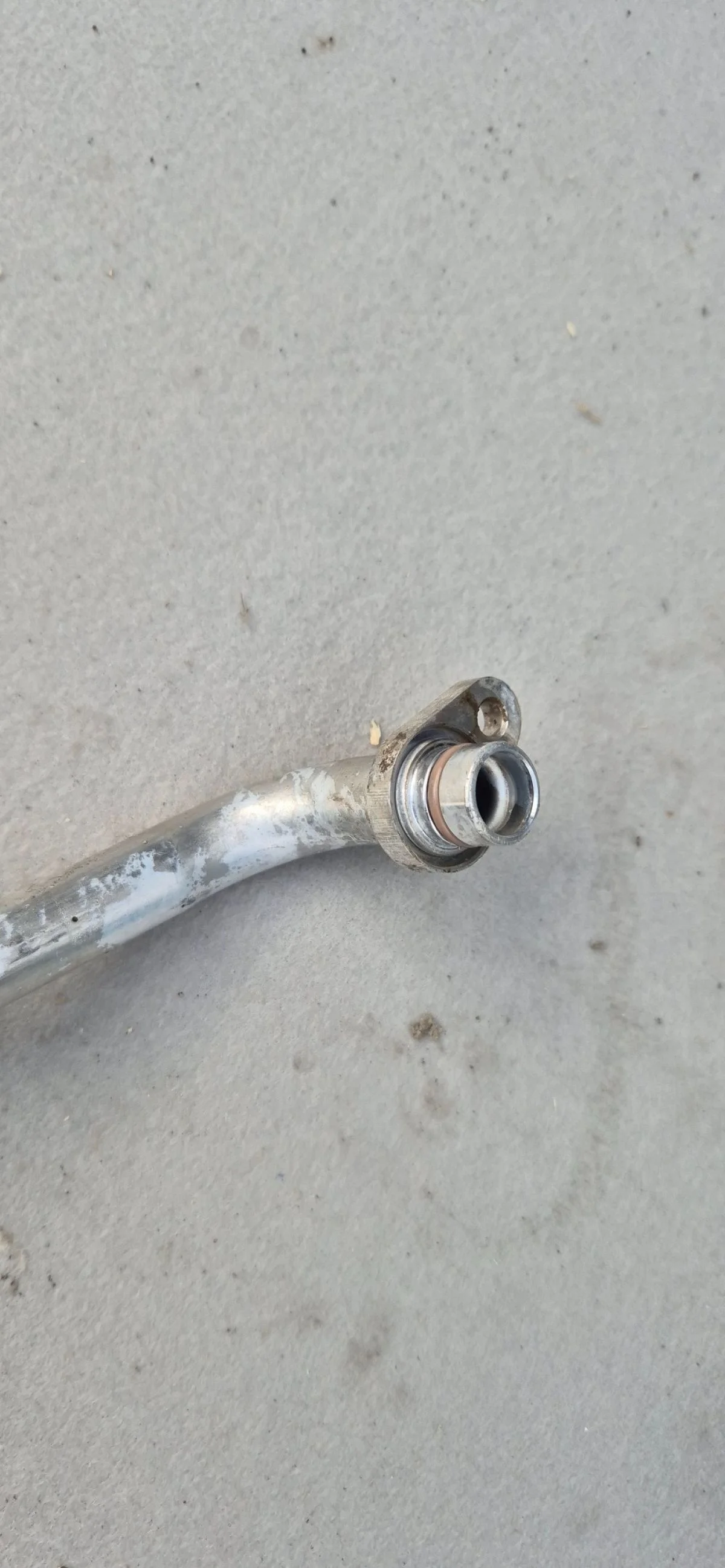 Трубка кондиционера для Renault Logan II 2014-2022