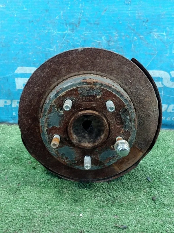 Кулак поворотный задний правый Kia Ceed G4FJ