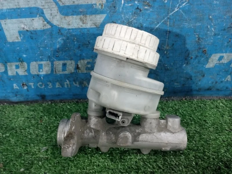 Главный тормозной цилиндр Mitsubishi L200 KK 2015&gt;