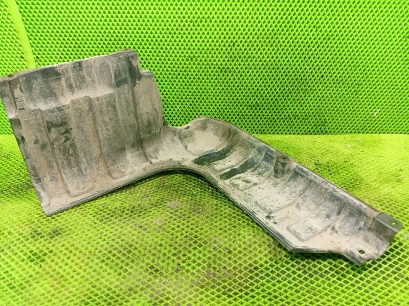 Пыльник двигателя левый Kia Rio 3 2014 291301R400 СЕДАН G4FC