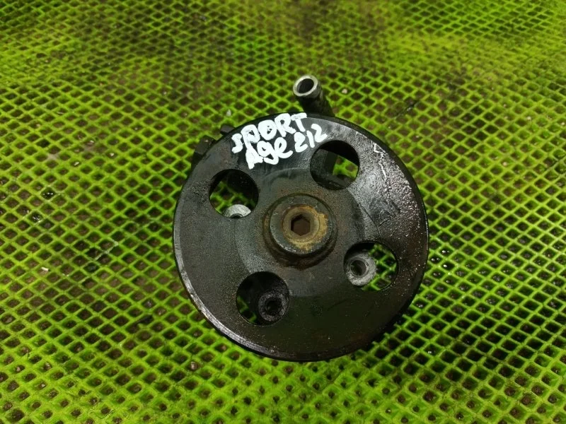 Насос гидроусилителя руля Kia Sportage 2 2010 571002E300 КРОССОВЕР D4EA