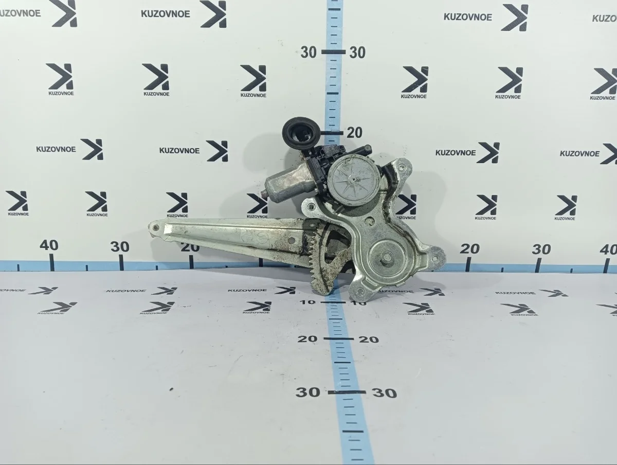 Стеклоподъемник Toyota Corolla 2007 E150